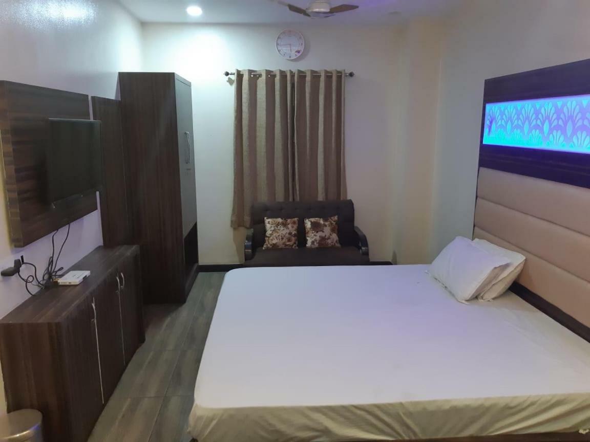 Hotel Midtown & Restaurant Jhunjhunu Esterno foto